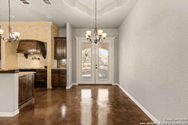 Image 16 of 41 For 105 Saddle Up Circle