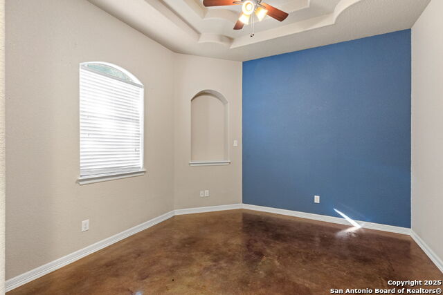 Image 27 of 41 For 105 Saddle Up Circle