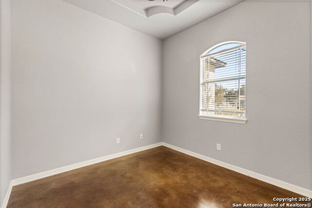 Image 29 of 41 For 105 Saddle Up Circle