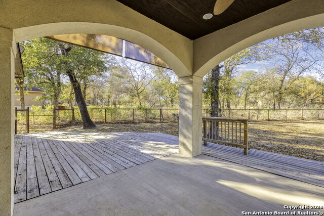 Image 31 of 41 For 105 Saddle Up Circle