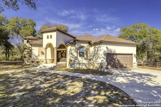 Image 38 of 41 For 105 Saddle Up Circle