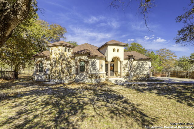 Image 5 of 41 For 105 Saddle Up Circle