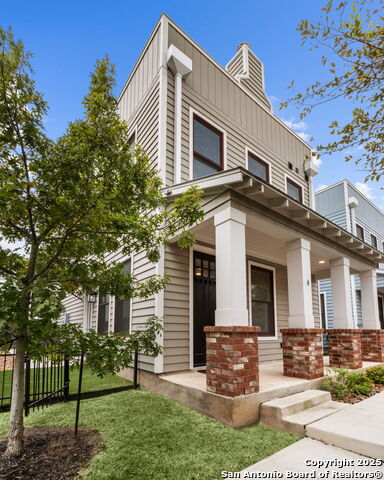 Image 2 of 38 For 311 Evergreen St #4 E