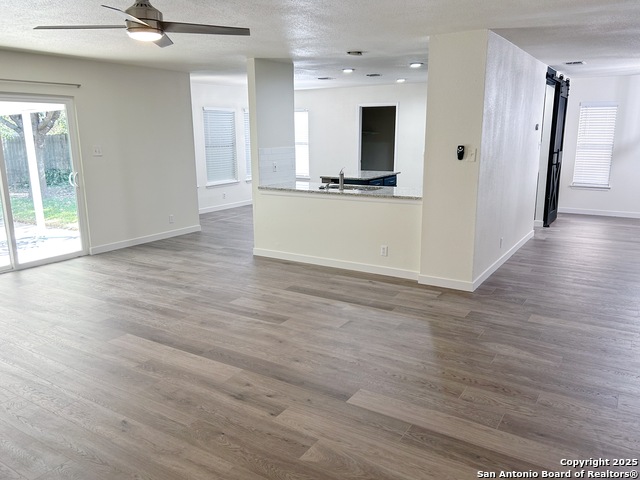 Image 11 of 41 For 16718 Stoney Glade