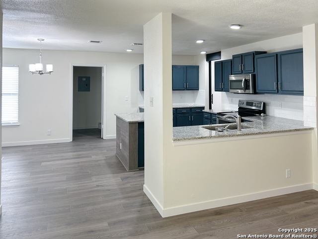 Image 12 of 41 For 16718 Stoney Glade