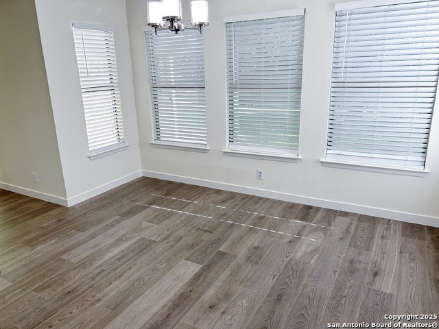 Image 15 of 41 For 16718 Stoney Glade