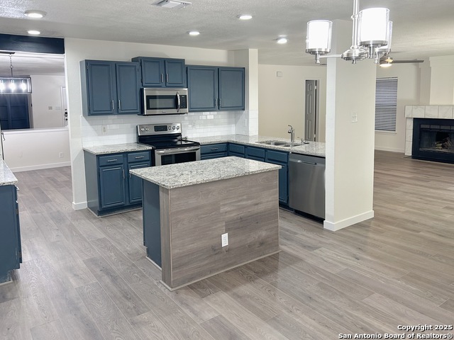 Image 18 of 41 For 16718 Stoney Glade