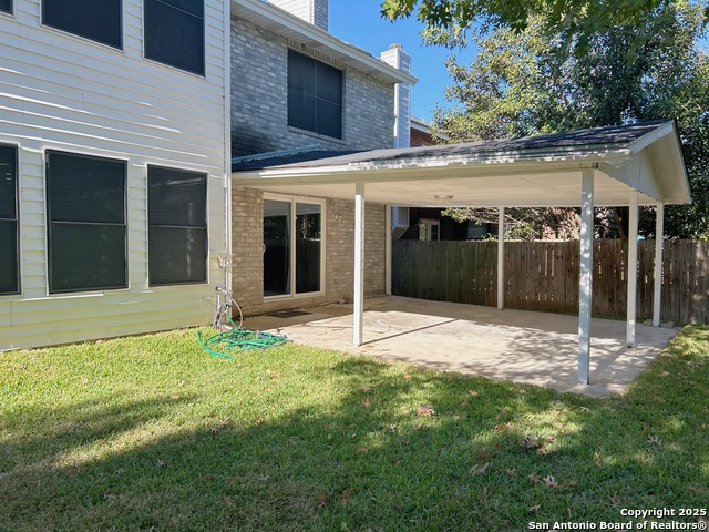 Image 35 of 41 For 16718 Stoney Glade