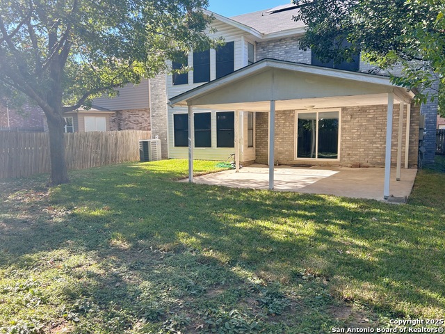 Image 39 of 41 For 16718 Stoney Glade