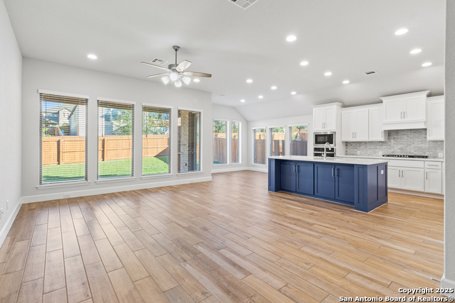 Image 11 of 21 For 12335 Fort Duncan