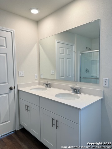 Image 19 of 26 For 10247 Band Wagon