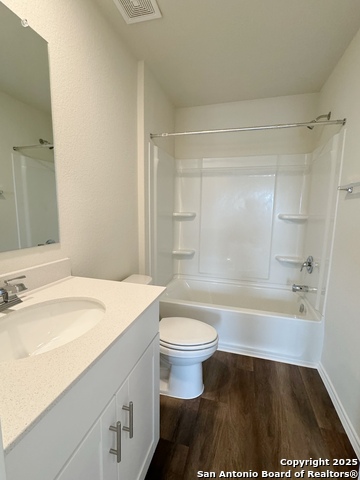 Image 22 of 26 For 10247 Band Wagon