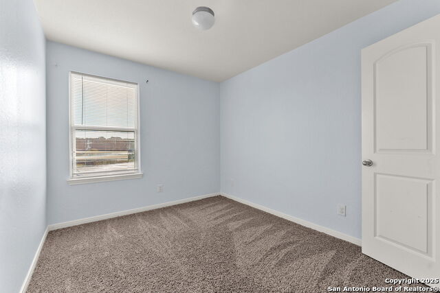 Image 14 of 27 For 6122 Lakefront