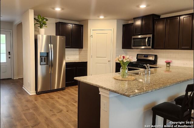 Image 4 of 8 For 13314 Wood Sedge