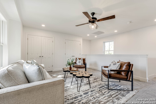 Listing photo id 30 for 1231 Alamo S