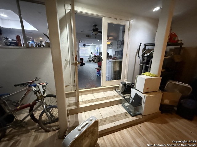 Listing photo id 0 for 10807 Crown View