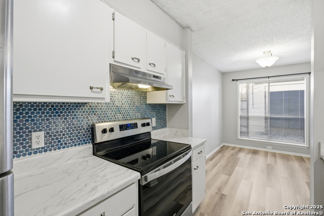 Image 12 of 27 For 3843 Barrington 169