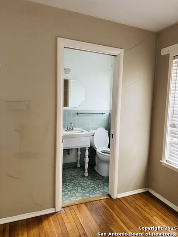 Image 14 of 22 For 107 Crestline