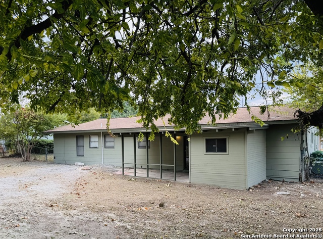 Image 17 of 22 For 107 Crestline