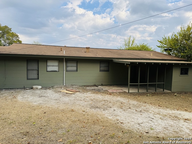 Image 19 of 22 For 107 Crestline