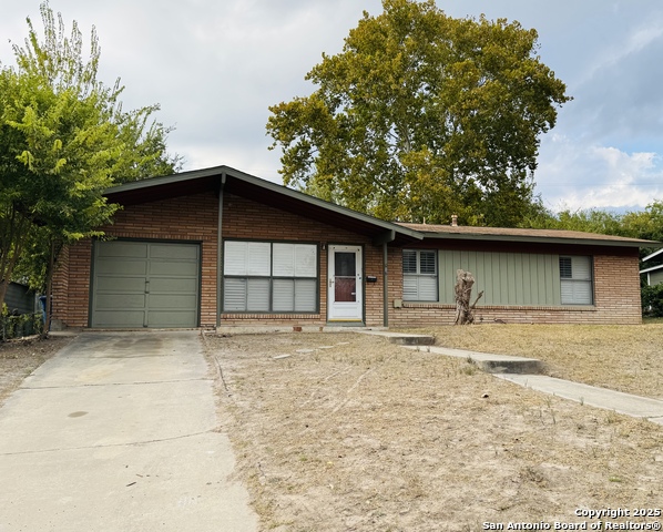 Image 3 of 22 For 107 Crestline