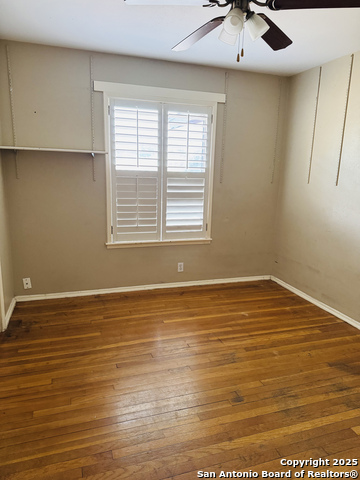 Image 8 of 22 For 107 Crestline