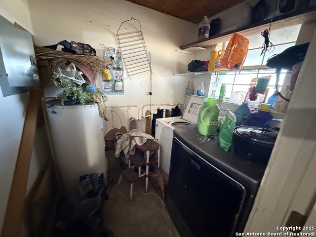 Image 19 of 24 For 1350 Fm 538