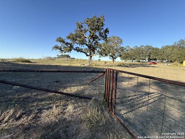 Image 2 of 24 For 1350 Fm 538