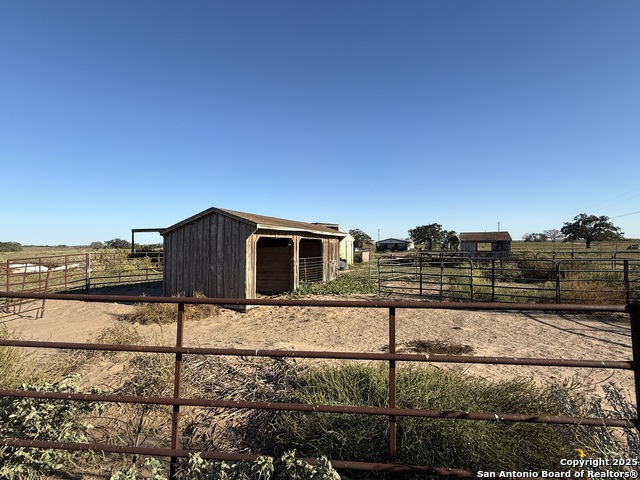 Image 5 of 24 For 1350 Fm 538