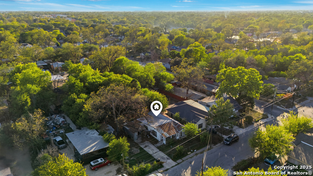 Listing photo id 25 for 4234 San Luis