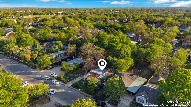 Listing photo id 27 for 4234 San Luis