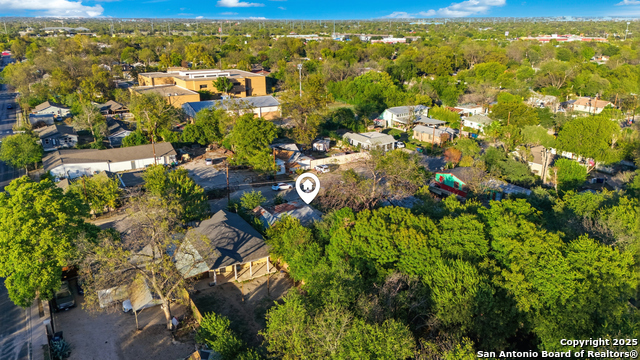 Listing photo id 28 for 4234 San Luis