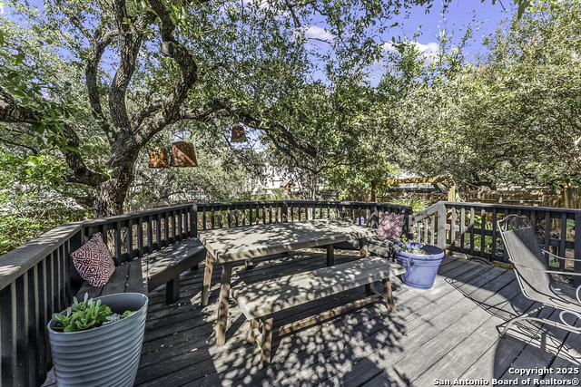 Image 21 of 26 For 923 Calico Garden