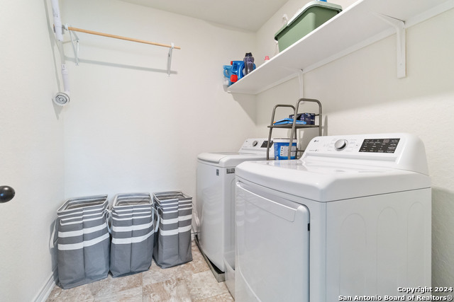 Listing photo id 23 for 6611 Runaway Row