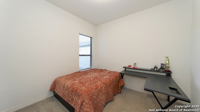 Listing photo id 11 for 23336 Grande Vista