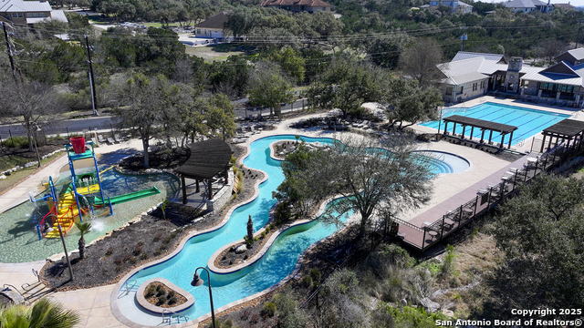 Listing photo id 31 for 23336 Grande Vista