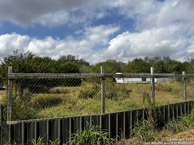 Image 5 of 7 For 1419 Kayroe  