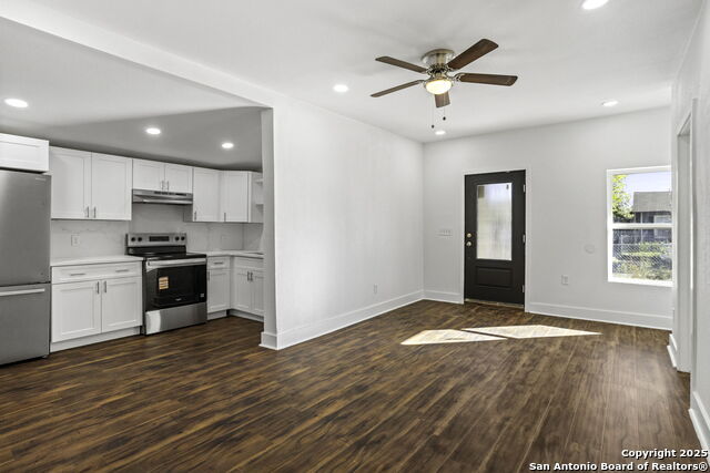 Image 6 of 30 For 147 Baylor E