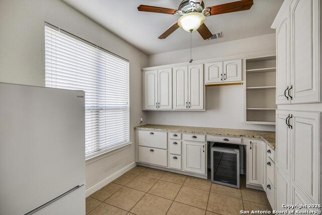 Image 17 of 47 For 551 Roamer