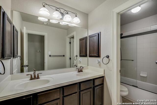 Image 27 of 47 For 551 Roamer