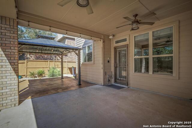 Image 31 of 47 For 551 Roamer