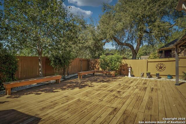 Image 35 of 47 For 551 Roamer