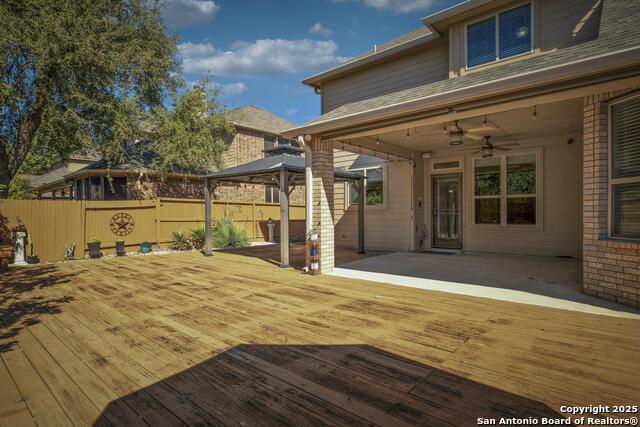 Image 36 of 47 For 551 Roamer