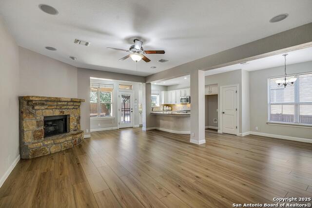 Image 9 of 47 For 551 Roamer