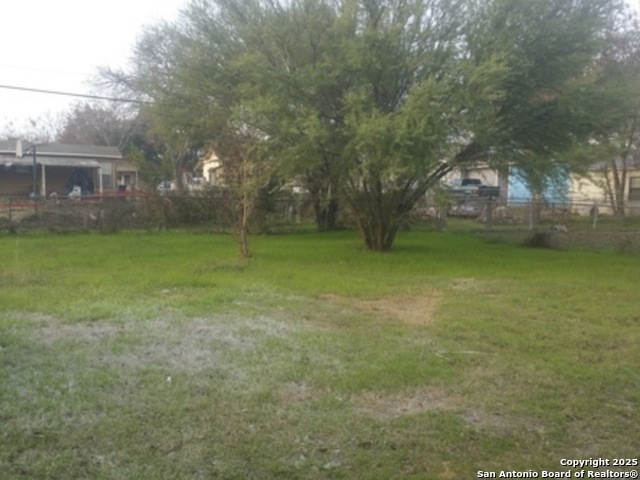 Image 10 of 11 For 239 Waugh  