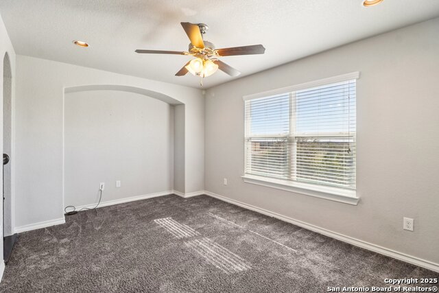 Image 19 of 49 For 1902 Sirius Grove