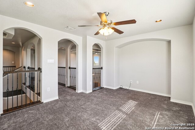 Image 20 of 49 For 1902 Sirius Grove