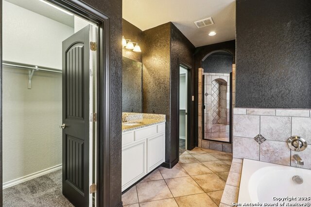 Image 29 of 49 For 1902 Sirius Grove