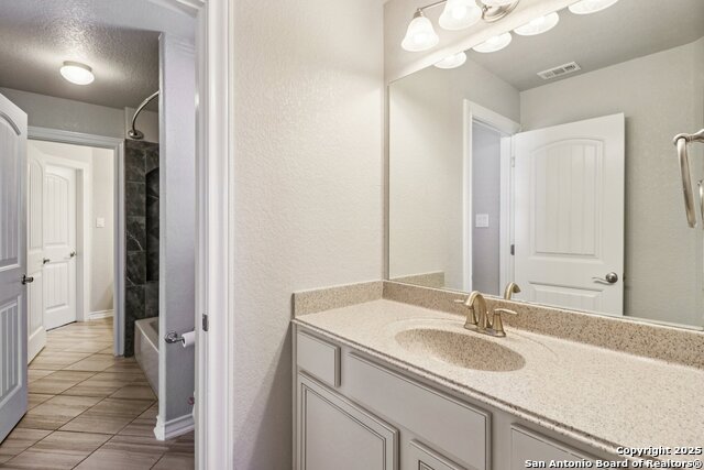 Image 30 of 49 For 1902 Sirius Grove