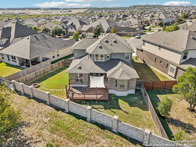 Image 39 of 49 For 1902 Sirius Grove